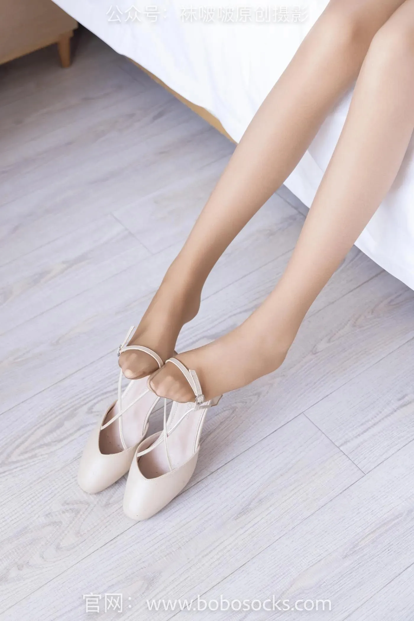 [BoBoSocks袜啵啵]NO.149 小甜豆-高跟鞋、咖啡色丝袜、肉丝打底 [149P]插图4